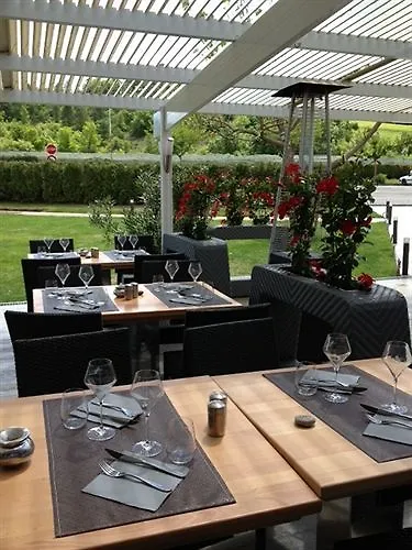 Le Mas D'Estello Tallard Hotel