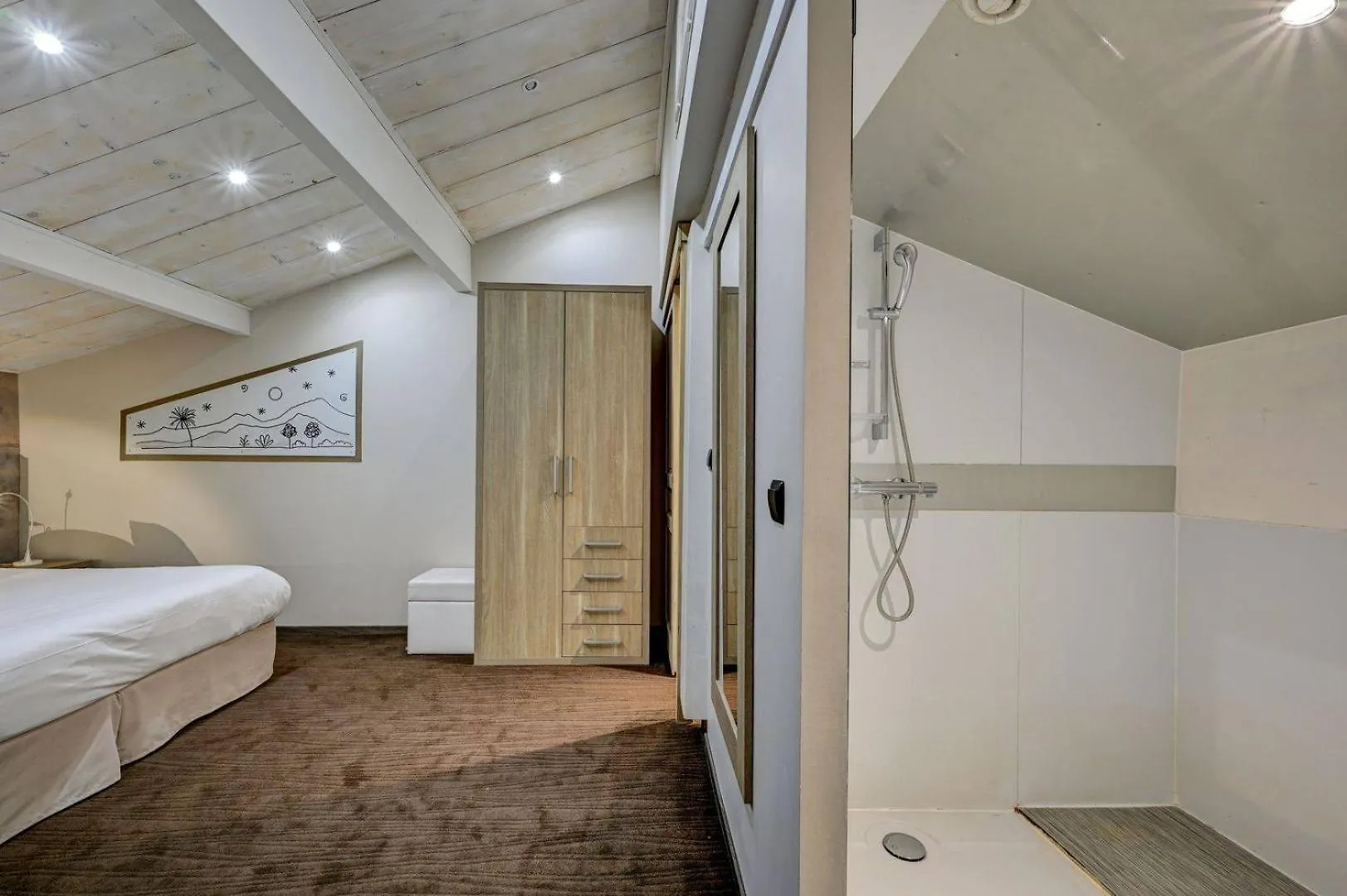 Le Mas D'Estello Hotel Tallard